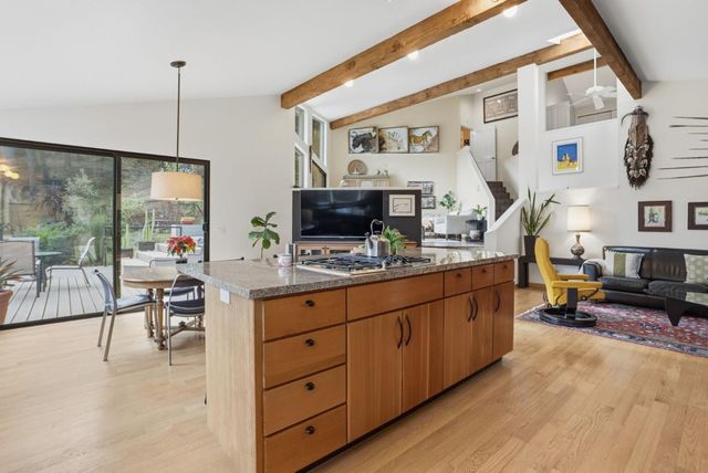 19118 Old Vineyard Road, Los Gatos, CA 95033