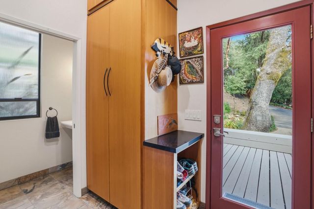 19118 Old Vineyard Road, Los Gatos, CA 95033