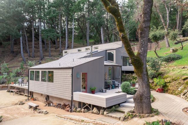 19118 Old Vineyard Road, Los Gatos, CA 95033