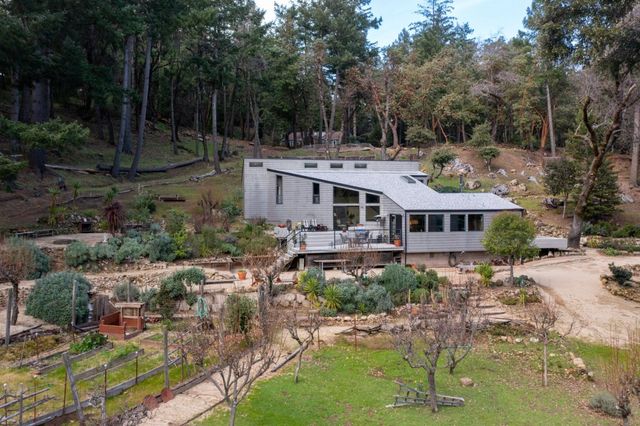 19118 Old Vineyard Road, Los Gatos, CA 95033