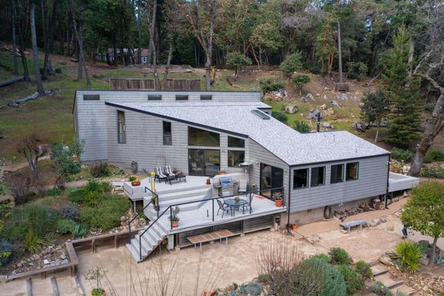 19118 Old Vineyard Road, Los Gatos, CA 95033