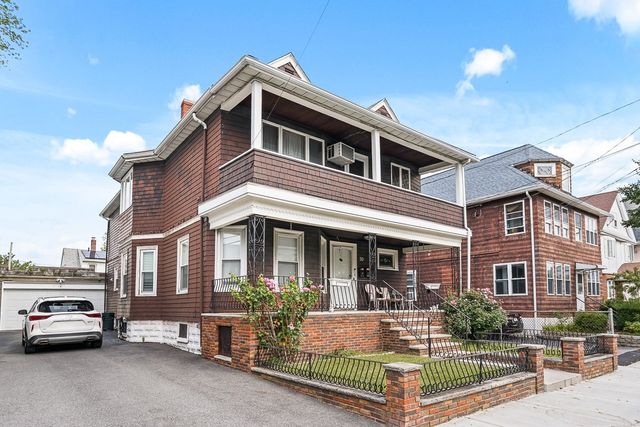 20 Bowen Ave 1, Medford, MA 02155