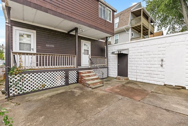 20 Bowen Ave 1, Medford, MA 02155