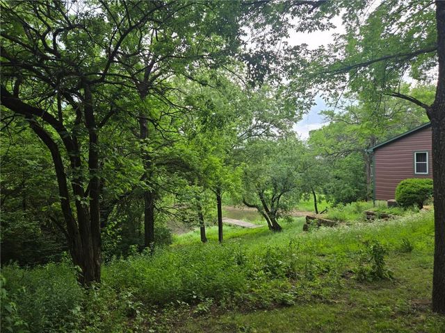 1619 E 318th Road, Lecompton, KS 66050