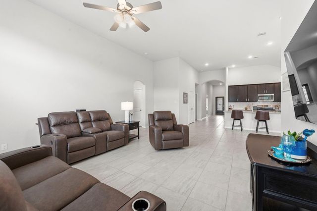814 White Pine Haven Lane, Crosby, TX 77532
