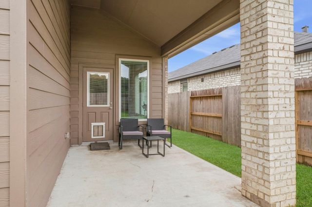 814 White Pine Haven Lane, Crosby, TX 77532