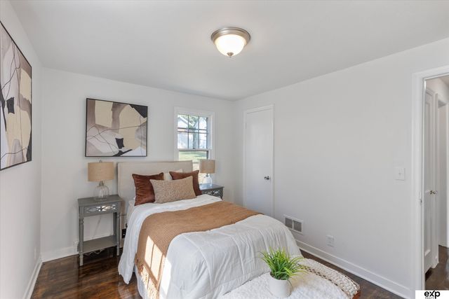 2208 N 60th Street, Omaha, NE 68104