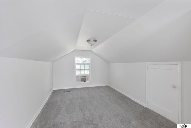 2208 N 60th Street, Omaha, NE 68104