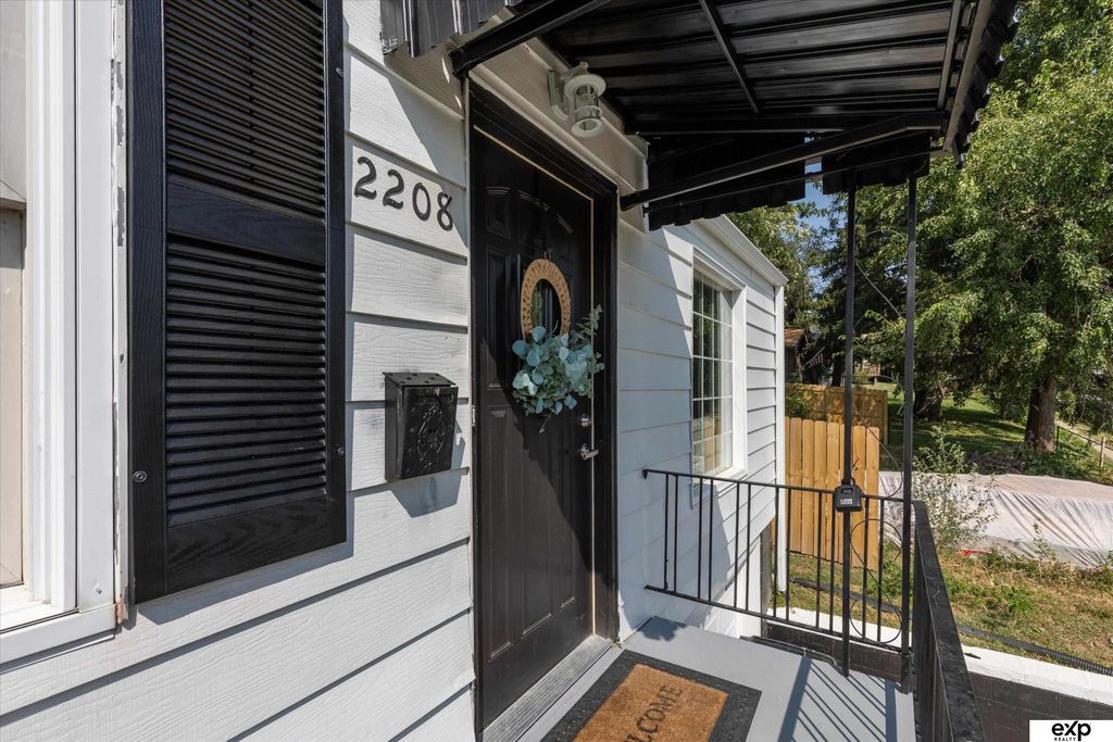 2208 N 60th Street, Omaha, NE 68104