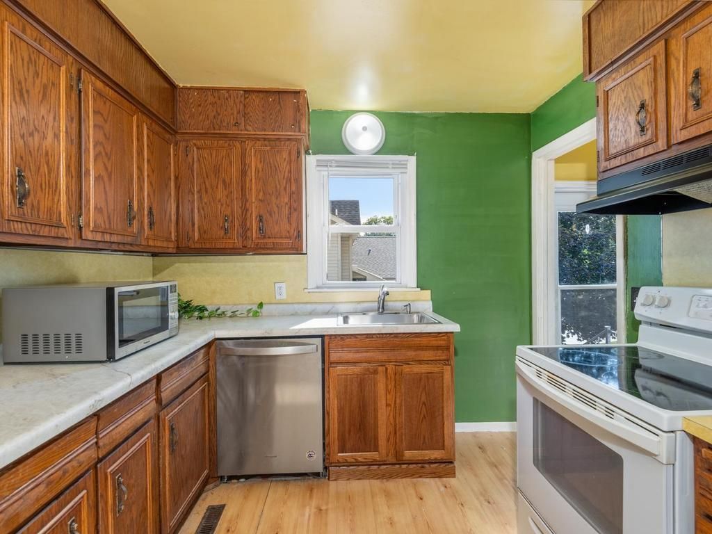 2920 W 71 1/2 Street, Richfield, MN 55423 — photo 4