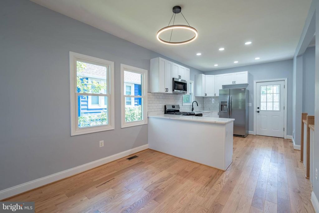 3903 NEWTON ST, Brentwood, MD 20722