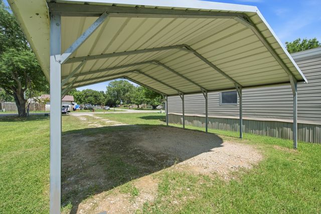1684 Gale Drive, Pelican Bay, TX 76020