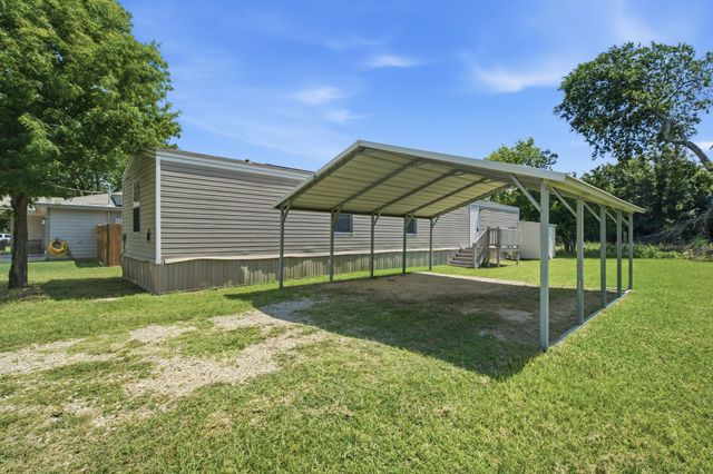 1684 Gale Drive, Pelican Bay, TX 76020