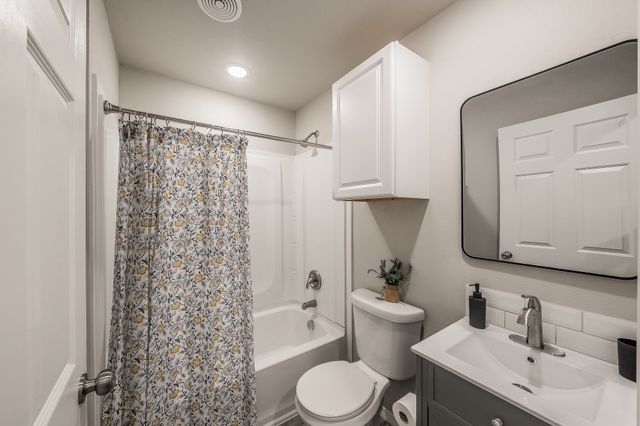 2635 Belknap Avenue, Dallas, TX 75216