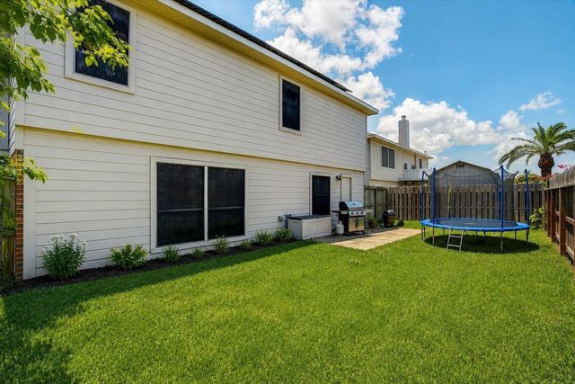 8010 Fox Street Street, Baytown, TX 77523