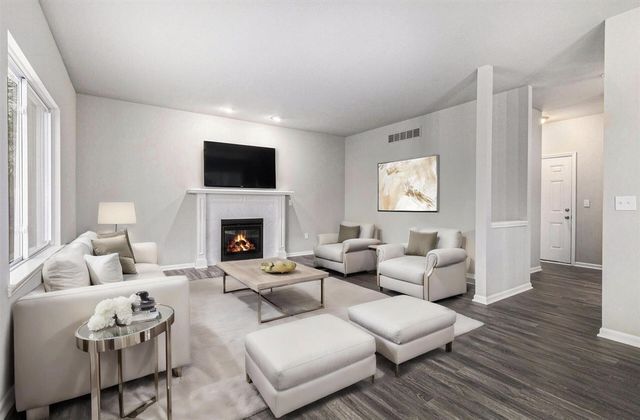 43640 S Timberview Drive, Belleville, MI 48111