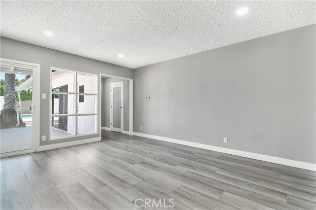 18234 Sugarman Street, Tarzana (los Angeles), CA 91356