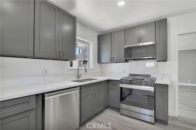 18234 Sugarman Street, Tarzana (los Angeles), CA 91356