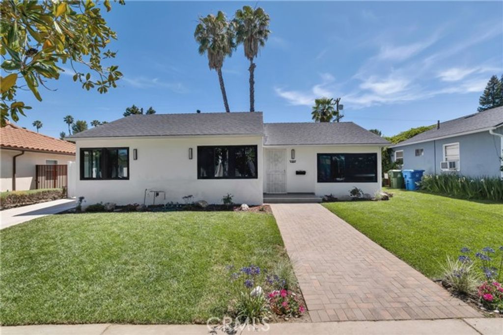 18234 Sugarman Street, Tarzana (los Angeles), CA 91356