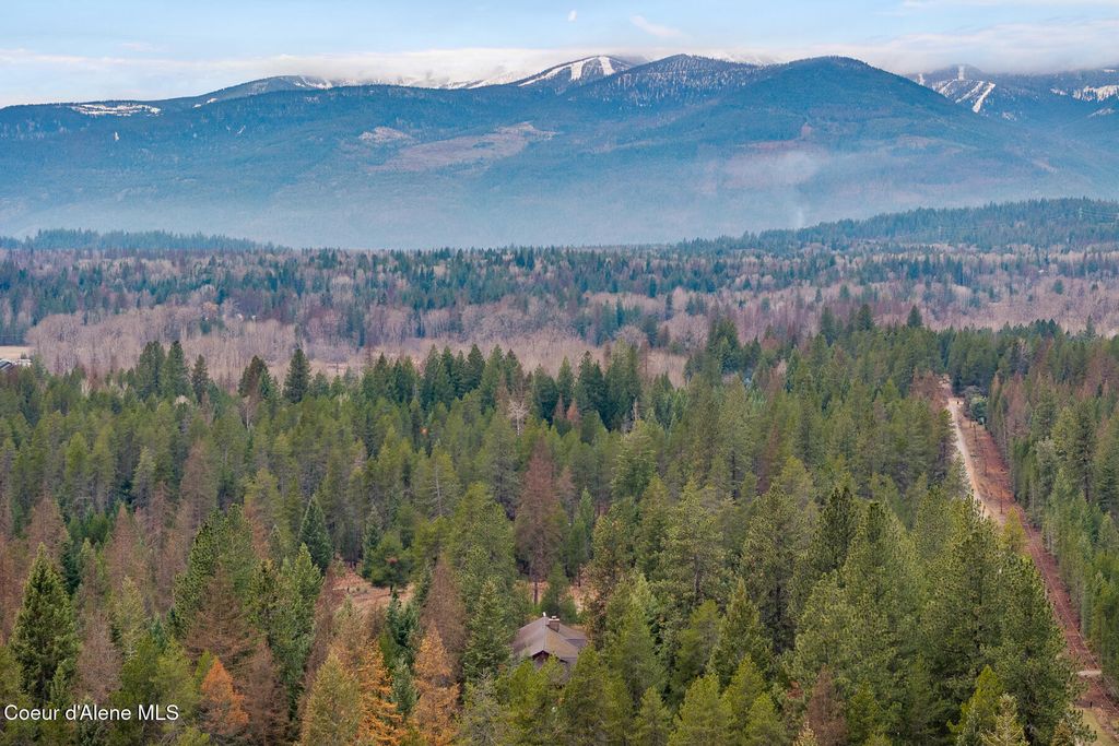 672 Hopkins RD, Sandpoint, ID 83864 photo 11