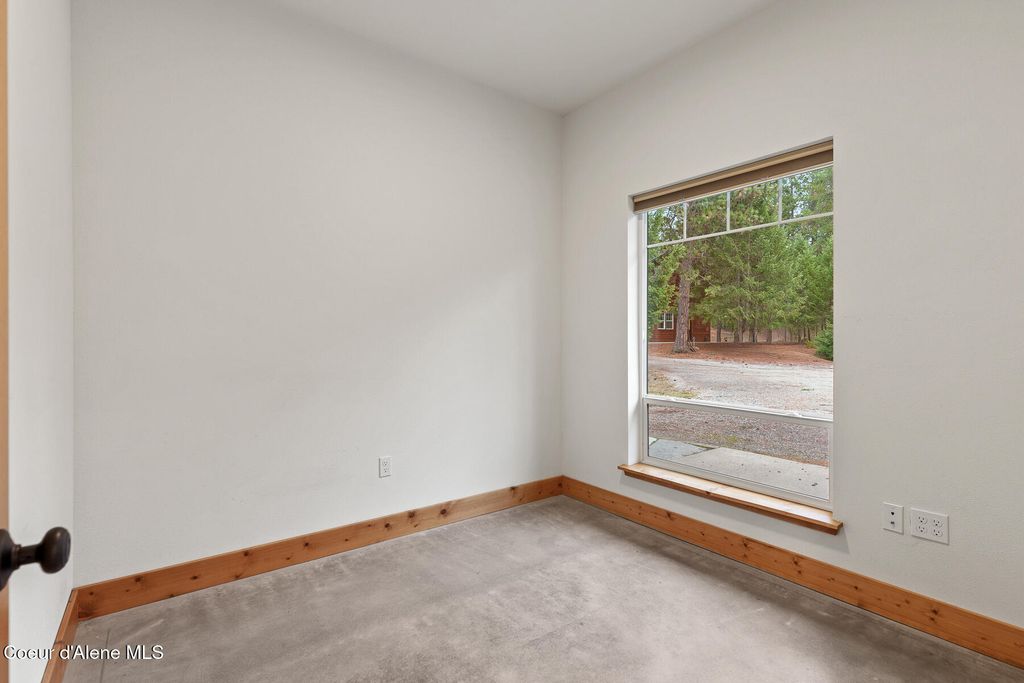 672 Hopkins RD, Sandpoint, ID 83864 photo 39