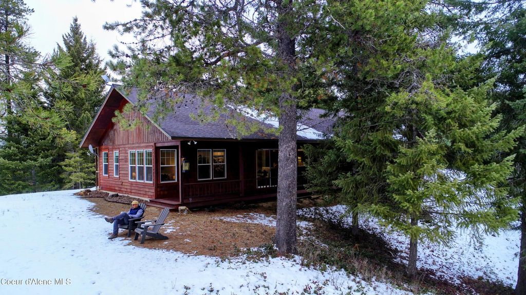 672 Hopkins RD, Sandpoint, ID 83864 photo 5