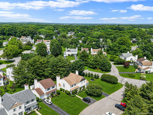 1 Thrush Path, Coram, NY 11727