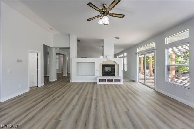 7411 Bridlehorne Avenue, Las Vegas, NV 89131