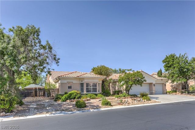 7411 Bridlehorne Avenue, Las Vegas, NV 89131
