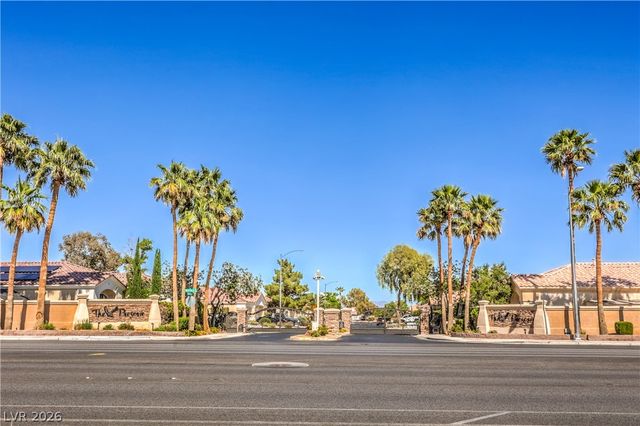 7411 Bridlehorne Avenue, Las Vegas, NV 89131