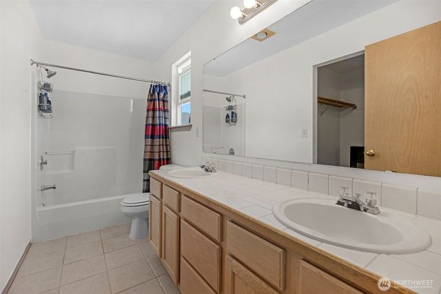 18411 Ballantrae Drive, Arlington, WA 98223