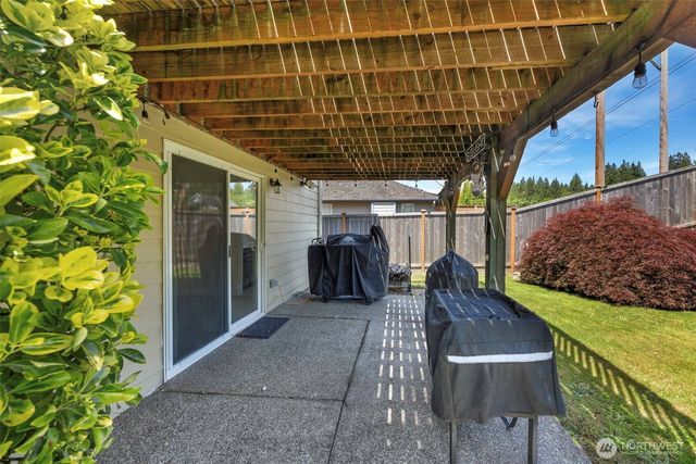 18411 Ballantrae Drive, Arlington, WA 98223