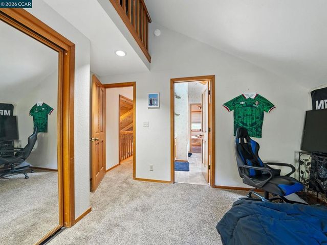 2000 Curry Canyon Rd, Clayton, CA 94517