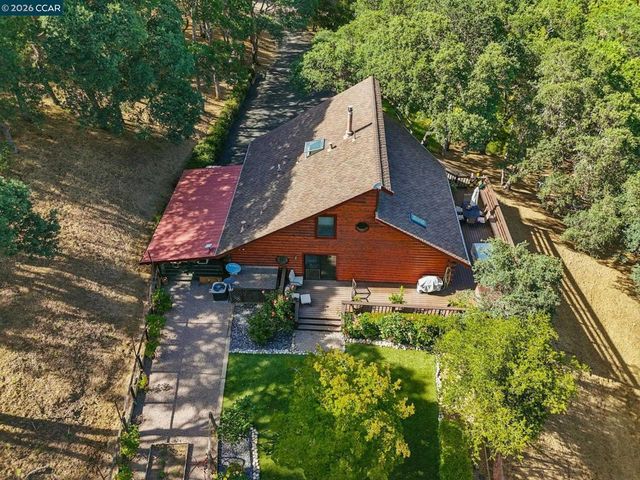 2000 Curry Canyon Rd, Clayton, CA 94517