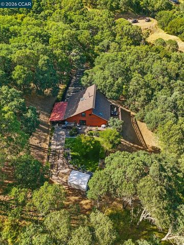 2000 Curry Canyon Rd, Clayton, CA 94517