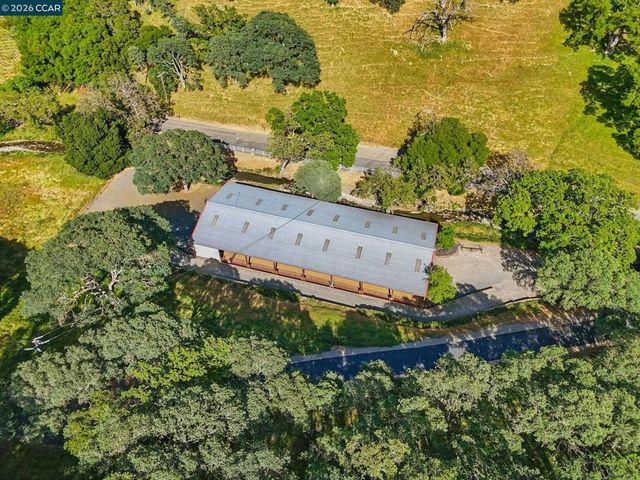 2000 Curry Canyon Rd, Clayton, CA 94517