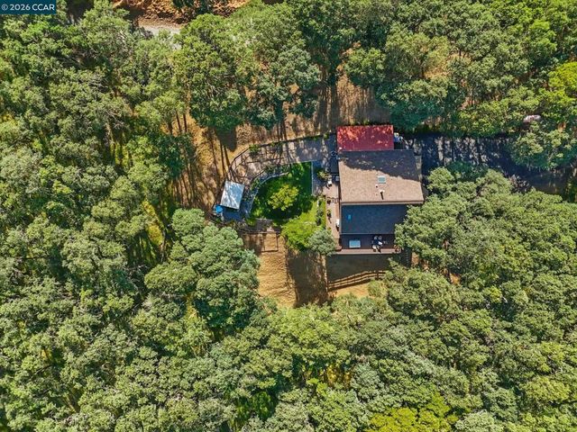 2000 Curry Canyon Rd, Clayton, CA 94517