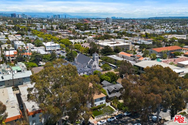 947 7th Street, Santa Monica, CA 90403