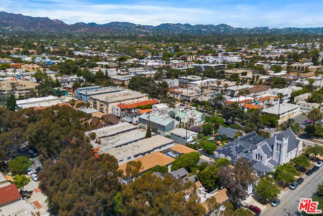 947 7th Street, Santa Monica, CA 90403