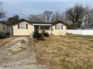 6336 Old Townpoint Road RD, Suffolk, VA 23435