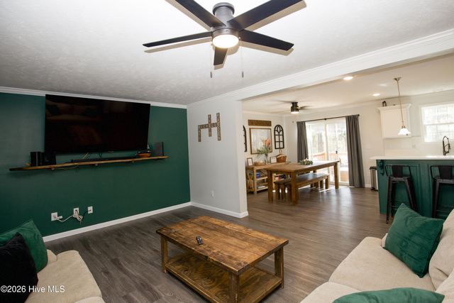 315 Pickett Circle, Vass, NC 28394