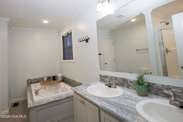 315 Pickett Circle, Vass, NC 28394