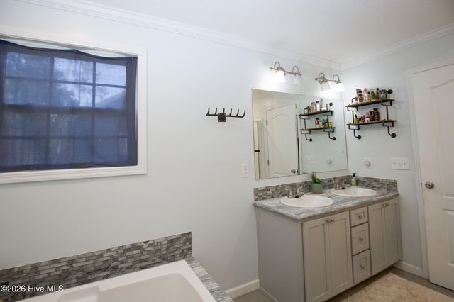 315 Pickett Circle, Vass, NC 28394