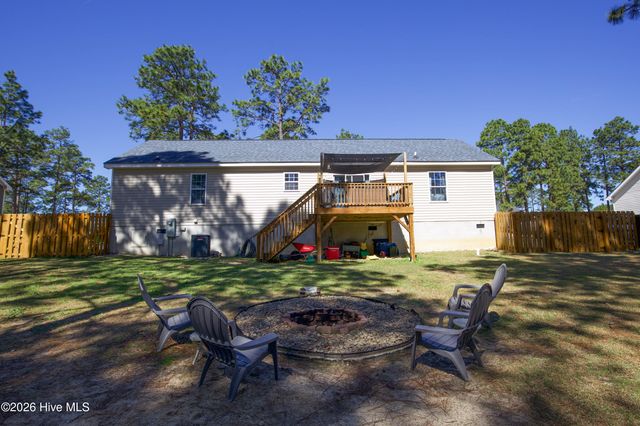 315 Pickett Circle, Vass, NC 28394