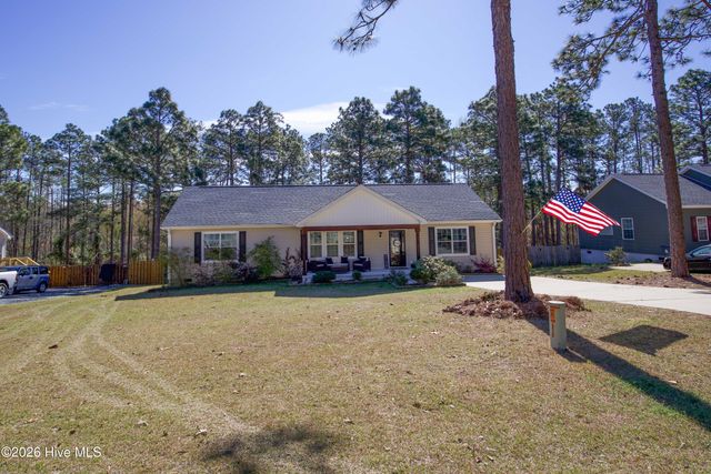 315 Pickett Circle, Vass, NC 28394