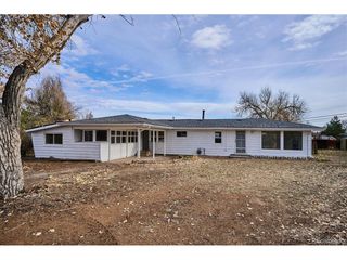 2110 Eagle Cir, Aurora, CO 80011