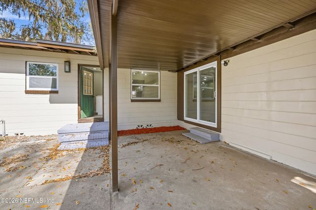 6124 WOODSIDE Drive, Jacksonville, FL 32210