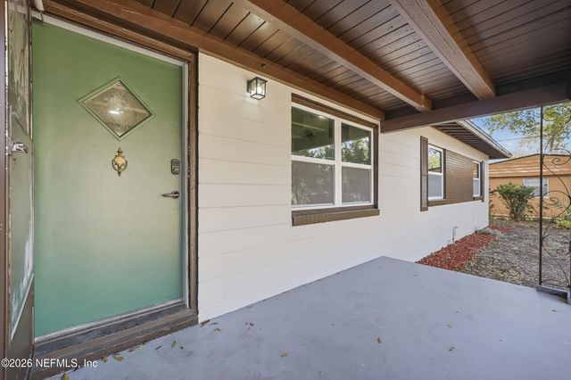 6124 WOODSIDE Drive, Jacksonville, FL 32210