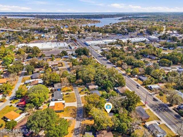 6124 WOODSIDE Drive, Jacksonville, FL 32210