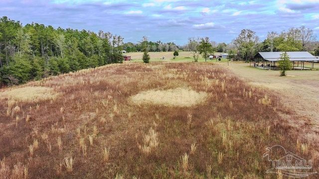 5S Chumuckla Hwy, Pace, FL 32571